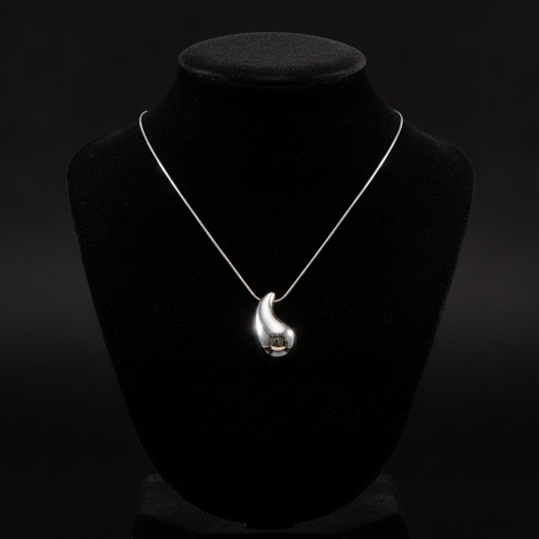 Arc Minimalist Women's Necklace